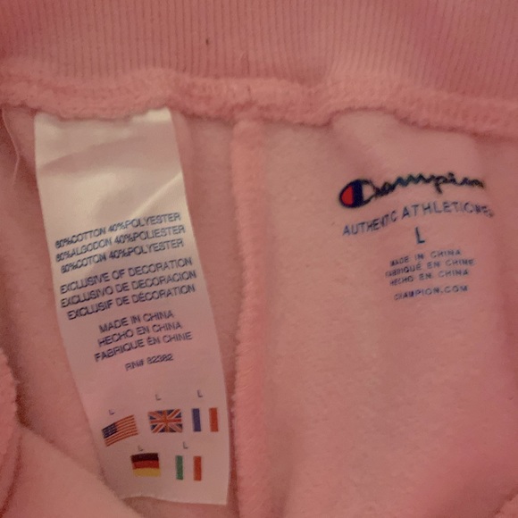 Champion joggers.. never wore but don’t have the tags - Picture 3 of 4